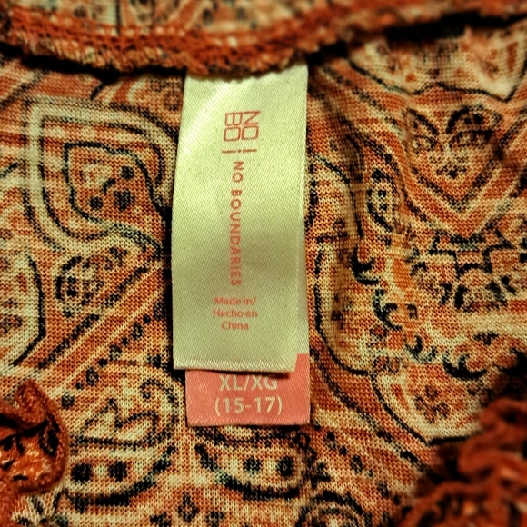 No Bounderies red bandana print top - Picture 5 of 6